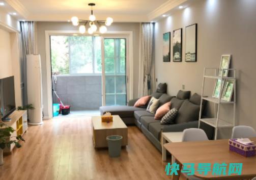 无抵押贷款30万可以分期还吗？贷款买的房子房产证在哪里